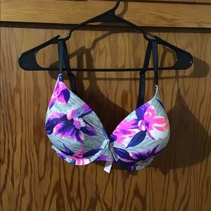 NWOT Gray Floral ‘Pink’ Bra